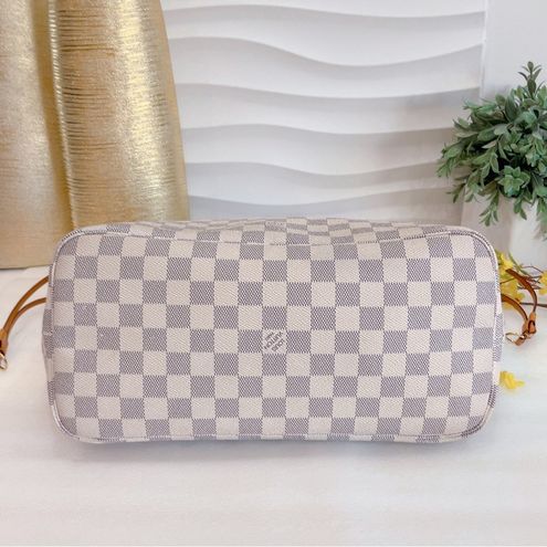 Louis Vuitton AUTHENTIC ❤️ Neverfull MM Damier Azure Canvas - $1279 - From  Uta