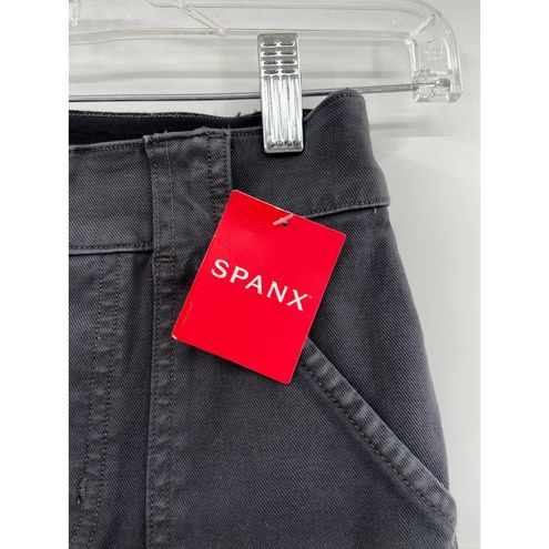 Spanx Stretch Twill Ankle Cargo Pants in Washed Black Size XS