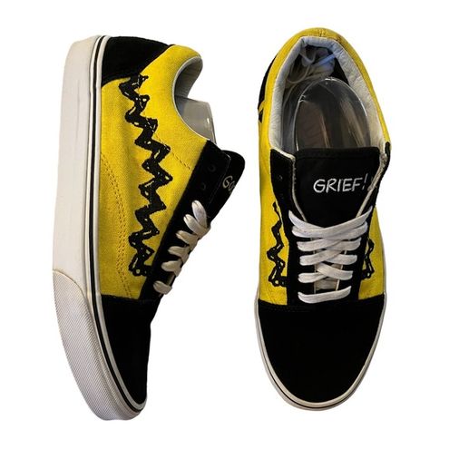 Vans Old Skool Peanuts Charlie Brown Sizing Men's 9.5 Women's 11 Size undefined - $75 From The Thrifty