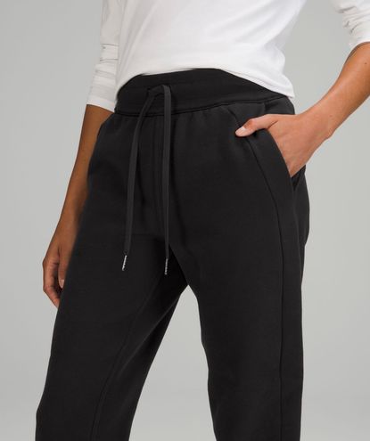 Lululemon Scuba Joggers Black Size 4 - $75 (36% Off Retail) - From Kate