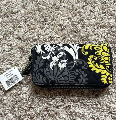 Vera Bradley Accordion Wallet in Baroque