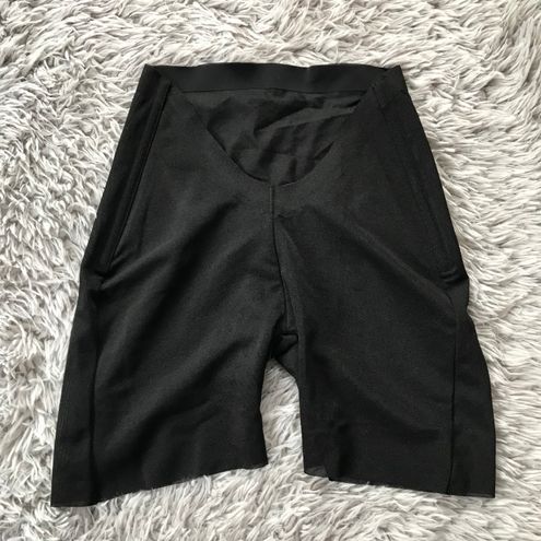 SKIMS Sheer Sculpt Low Back Short in Onyx S - $70 New With Tags