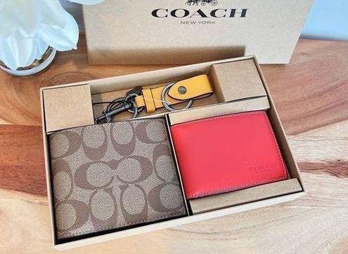 Coach Outlet Boxed 3 In 1 Wallet Gift Set