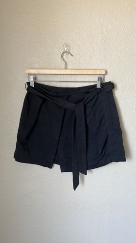 Topshop Black Belted Skort Size 10 - $25 - From Katelyn