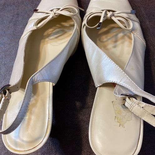 Liz Baker size 6.5 cream low heel shoes - $9 - From Michelle