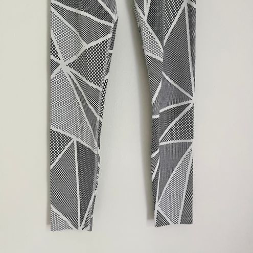 Beyond Yoga Women's Breakout High Waisted Leggings White Black Grey Size  Small Gray - $35 - From Kyler