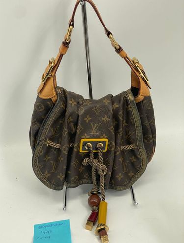 LOUIS VUITTON Monogram Canvas Kalahari PM Shoulder Handbag Limited - 2