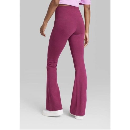 Wild Fable High-Waisted Slim Fit Flare Leggings Burgundy Women's XL New -  $11 New With Tags - From Sonya