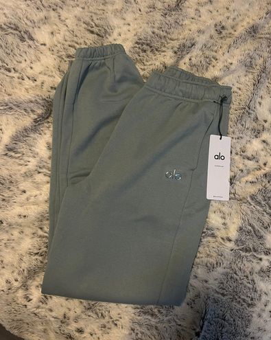 Alo Yoga Alo Accolade Sweatpants Cosmic Grey Gray Size XS - $190 New With  Tags - From Liz