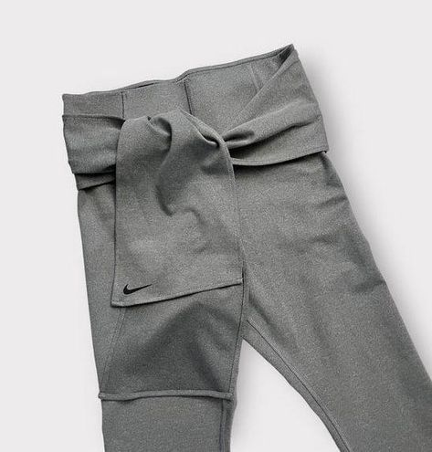 Nike Sculpt Victory Leggings Medium High Rise Compression Tight Fit Full  Length Gray - $44 (32% Off Retail) - From Lalita