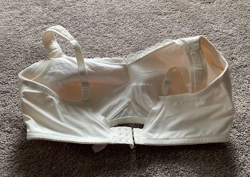 Q-T Intimates Bra SIZE 42D - $20 - From C