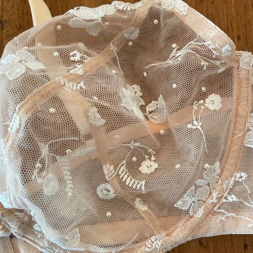 Victoria's Secret NEW Bra 38C Nude Lace Floral Sheer Unlined Feminine  Underwire Size undefined - $25 - From Twisted