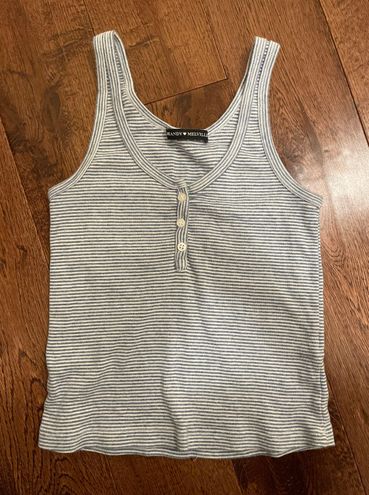 Adorable Brandy Melville Dalis tank top with button