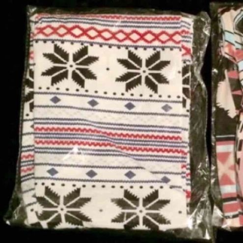 Boutique Winter Fair Isle Red Blue White Snowflake Leggings Size undefined  - $22 - From apricklycactus