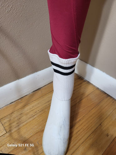 Bombshell sportswear Ankle Sock Leggings Maroon S In Great conditionno  holes, spots or damagecomes from a smoke free home. 36 inches Long,27  nches inseam,11 inches waist across,14 inches hips across 87% Polyester,13%