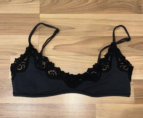 SKIMS Fits Everybody Lace Scoop Bralette Black - $25 - From Lauren