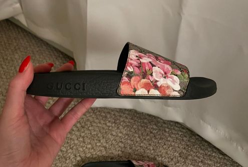 Shop Gucci GG Blooms Supreme Slide Sandals