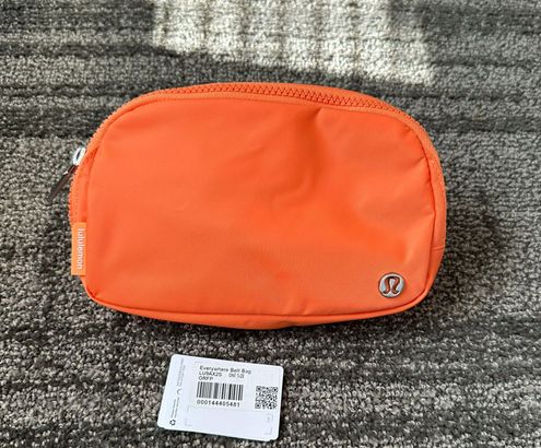 Lululemon Everywhere Belt Bag Crossbody Bag Orange Frappe in