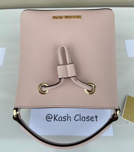 Michael Kors MK Suri Small Bucket Bag Powderblush Pink - $129