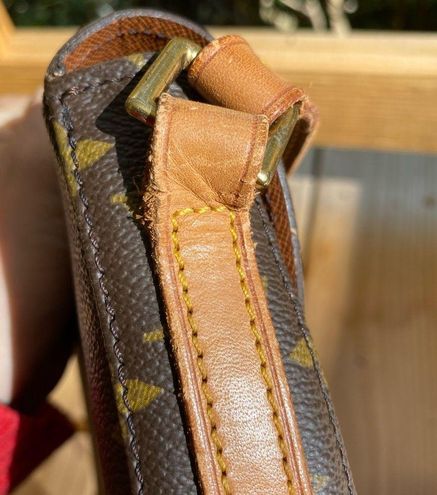 Louis Vuitton Authentic Chantilly classic monogram canvas crossbody bag -  $664 - From Viktori