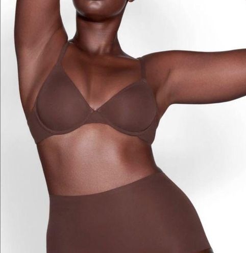 SKIMS Fits Everybody Unlined Underwire Bra in Smokey Quartz Brown Size 38 B  - $45 New With Tags - From Alison