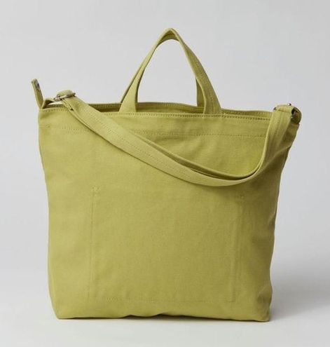 BAGGU Horizontal Duck Bag in Yellow