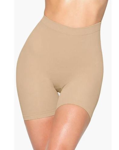 SKIMS Seamless Sculpt Mid Thigh Shorts Beige Women's XXS NWOT - $25 - From  May
