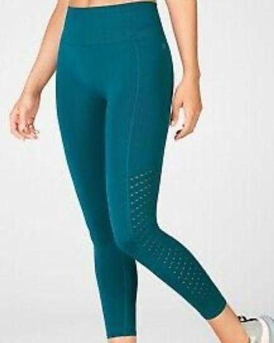 Perforated stretch leggings