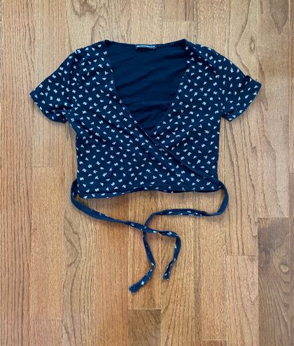 Brandy Melville Amara Top Navy Blue Floral Wrap Crop Tee (One Size)