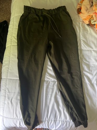 Lululemon Stretch High-Rise Jogger Full-Length Green Size 10 - $53 (55% Off  Retail) - From Evelyn