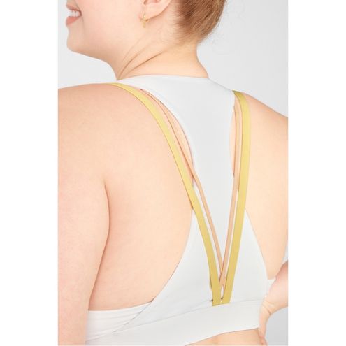 Fabletics Boost Medium Impact Sports Bra Size 3x White - $20 (66% Off Retail)  New With Tags - From BZ