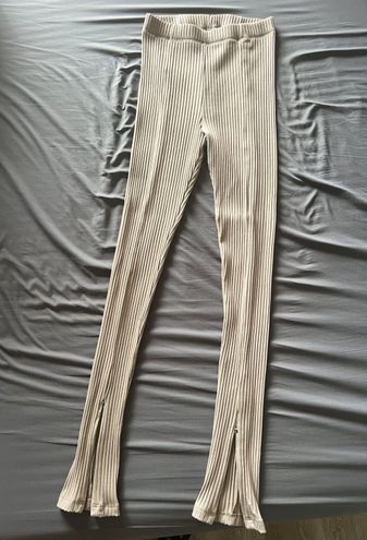 Ribbed Zip Flare Leggings