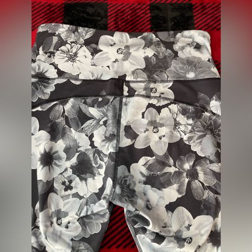 Old Navy Active Leggings - Large Floral Multicolor Black - $13 - From Tori