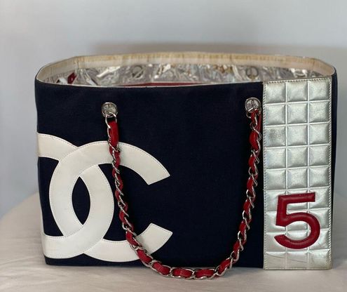 Chanel Canvas Foil Quilted N°5 Shopper Tote Bag - $928 - From Wanwalee