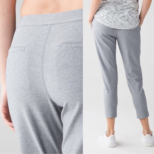 Lululemon • Jet Crop (Slim) pant Heathered Battleship grey jogger