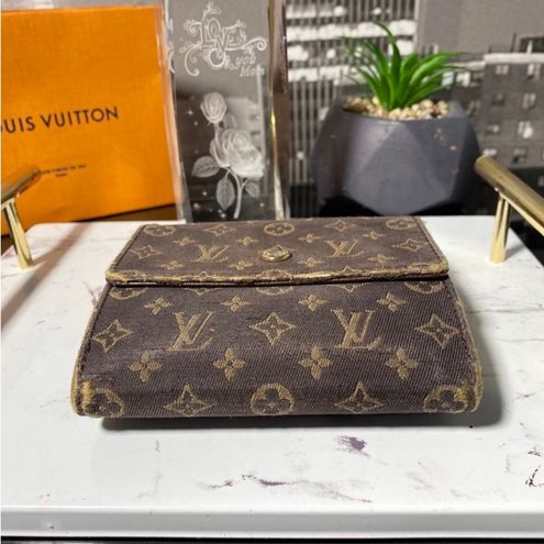 Louis Vuitton Authentic Denim Mini Lin Long Wallet - $317 - From Vonna