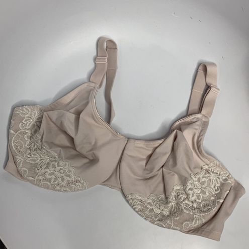 Olga underwire bra neutral lace accents size 42DD - $35 - From Nifty
