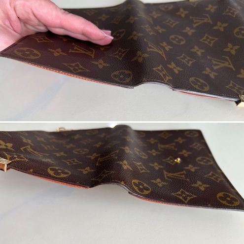 Louis Vuitton Large Monogram Wallet Crossbody Tan - $250 (75
