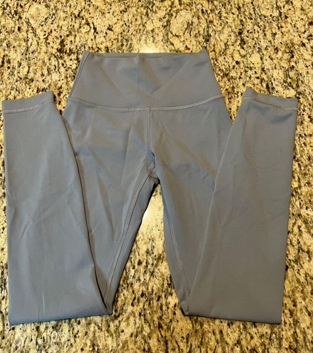 Lululemon Wunder Train High-Rise in Chambray. Size 4, 25 inch inseam.