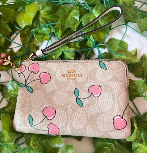 Coach Corner Zip Wristlet With Coach Heart Print