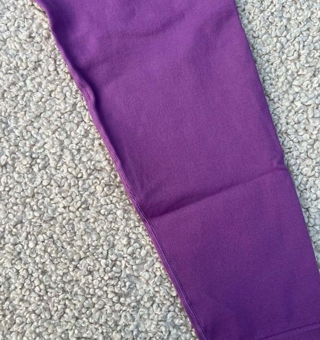 Bo+Tee booty contouring purple workout leggings size XL - $25