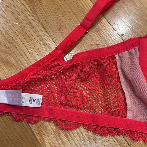 Victoria's Secret very sexy red push -up without padding bra size 38C. -  $25 - From Mike