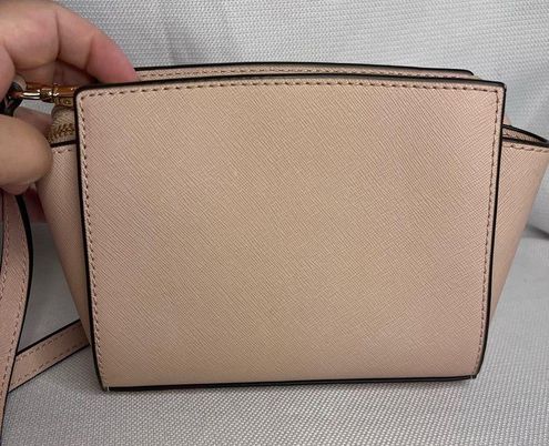 Michael Kors Selma Medium Saffiano Leather Pink/Mauve Crossbody in VGUC -  $110 - From Olivia