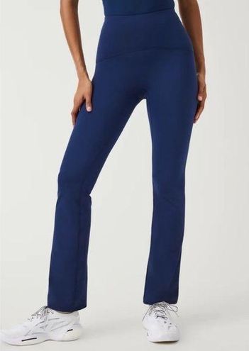 Spanx NEW Booty Boost Flare Yoga Pant Midnight Navy Size XS - $96