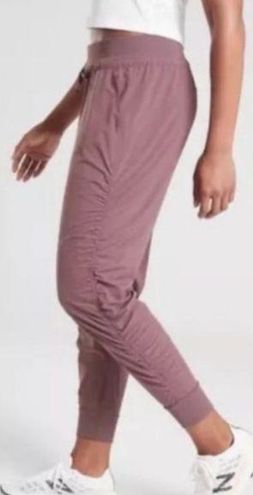 ATHLETA ATTITUDE PANT IN VOLCANIC VIOLET SIZE 8 BRAND NEW WITH