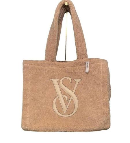 Teddy Shearling Giant Tote Bag - ShopperBoard