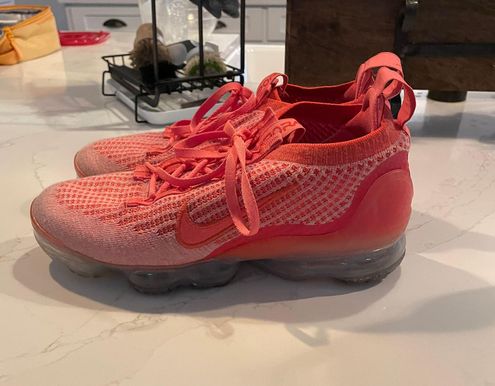 vapormax flyknit coral