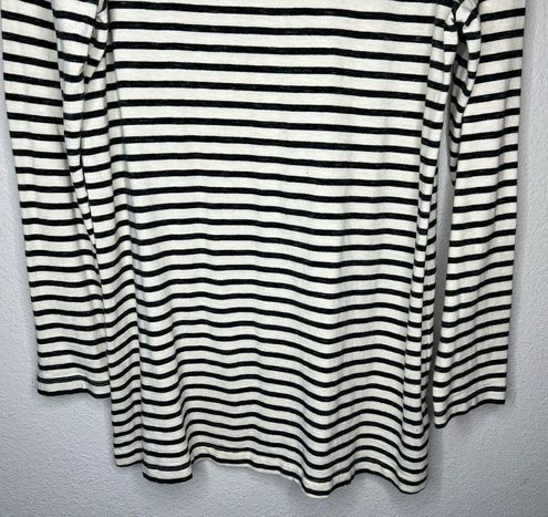 Gap Maternity White And Black Striped￼ Long Sleeve T-Shirt