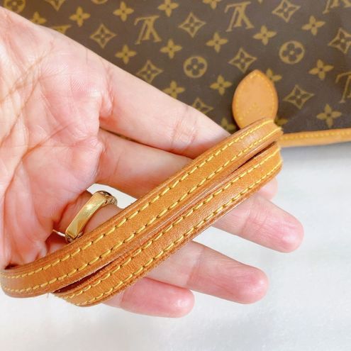 Louis Vuitton AUTHENTIC ❤️ Neverfull GM Monogram Canvas - $1367 - From Uta