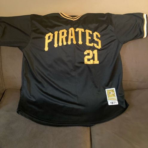 Mitchell & Ness Roberto Clemente Pittsburgh Pirates Jersey Size